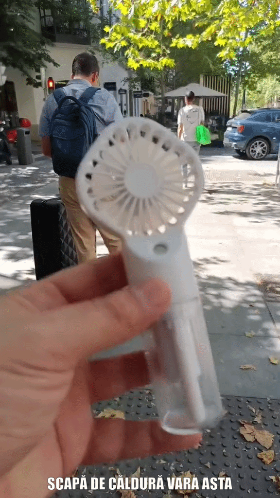 Ventilator Portabil cu Pulverizare Apă